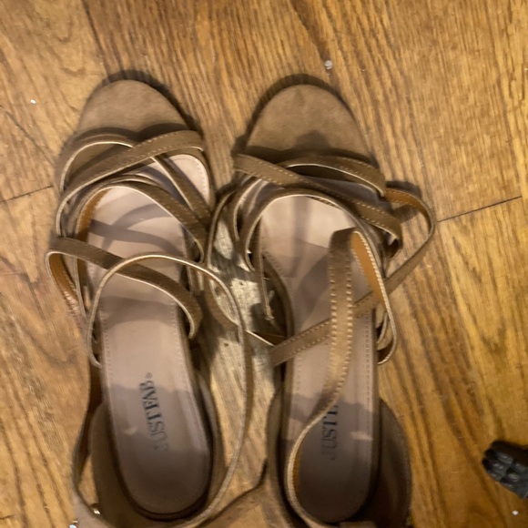 JustFab sandals, beige 8 1/2 - Picture 1 of 4